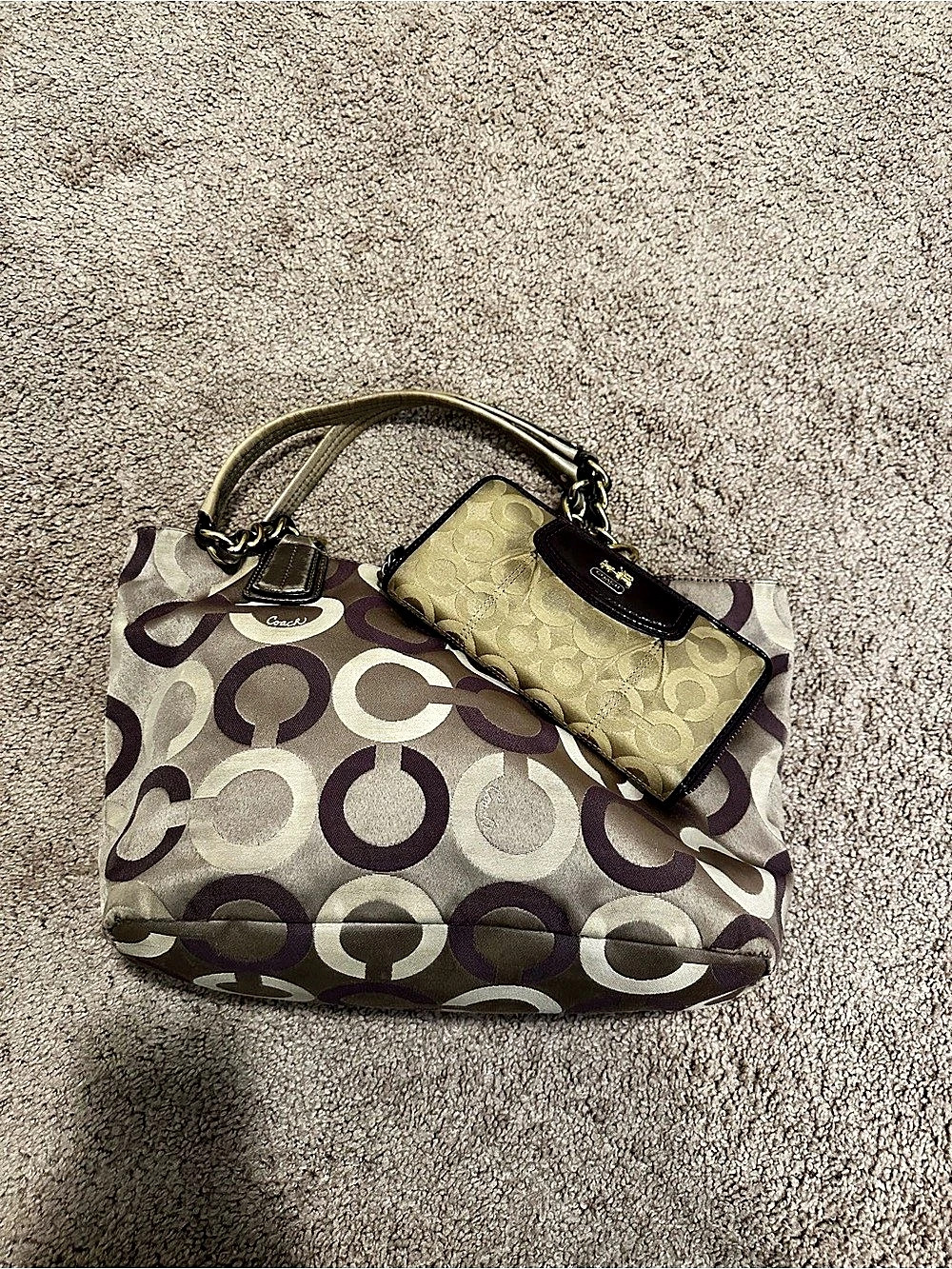 Coach Poppy Signature Glam Tote Logo Print Tote with Wristlet in Brown & Purple - Picture 5 of 5